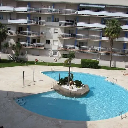 Port Canigo Bajo 11 *